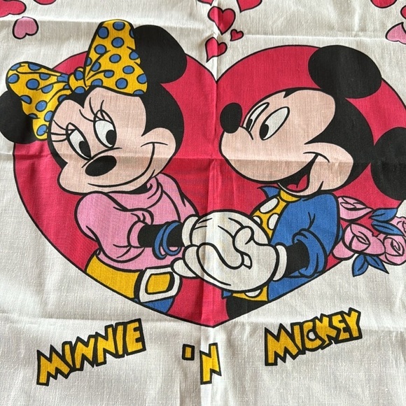 Vintage Disney 22 x 22" bandana - Picture 2 of 6